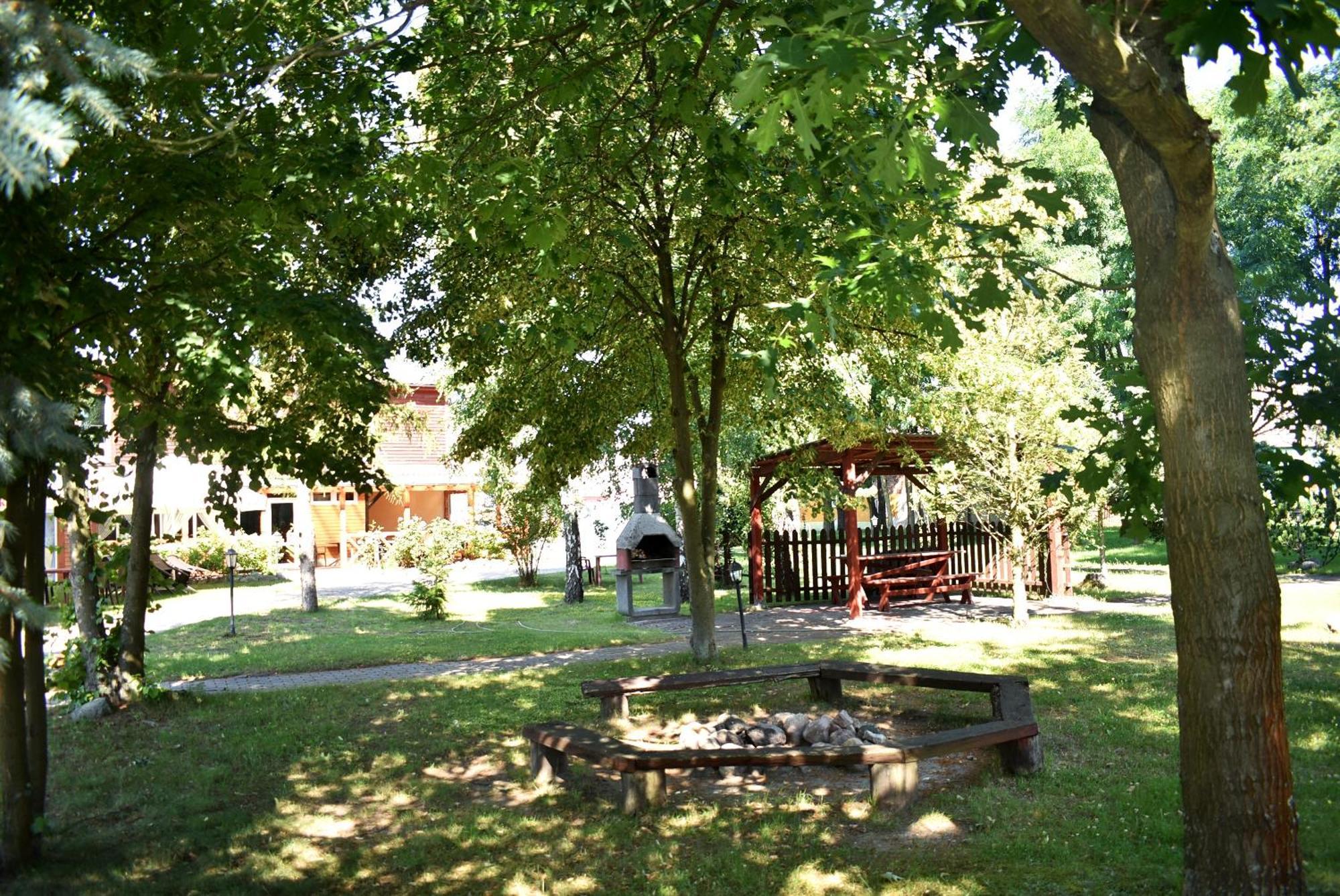 Center Angelos Bronków Dış mekan fotoğraf