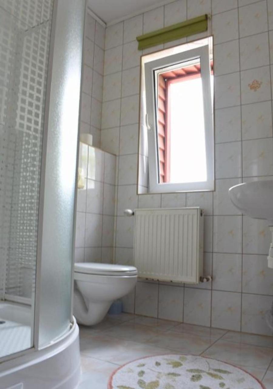 Center Angelos Bronków Dış mekan fotoğraf